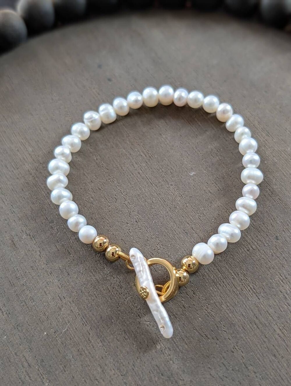 TORY BURCH Freshwater Pearl Strand Bracelet Toggle Clasp